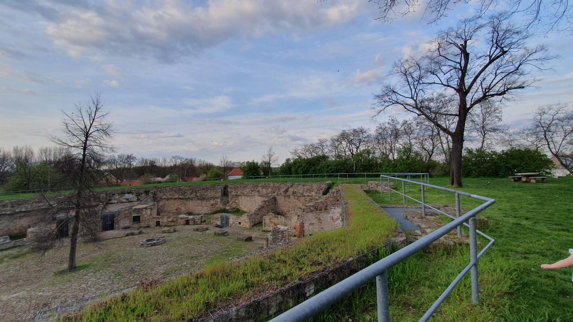 Ferienwohnungen An Der Schlossruine Herbsleben Exteriér fotografie